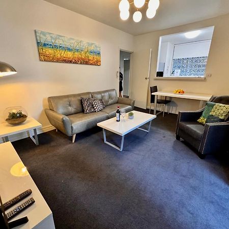 1 Bdrm With Parking, Walk To Beach Melbourne Dış mekan fotoğraf