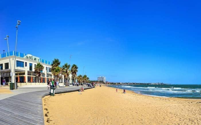 1 Bdrm With Parking, Walk To Beach Melbourne Dış mekan fotoğraf
